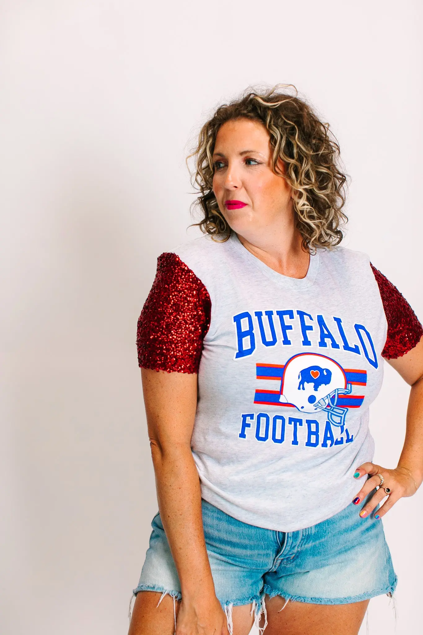 Bills Heart Party Tee - Image 8
