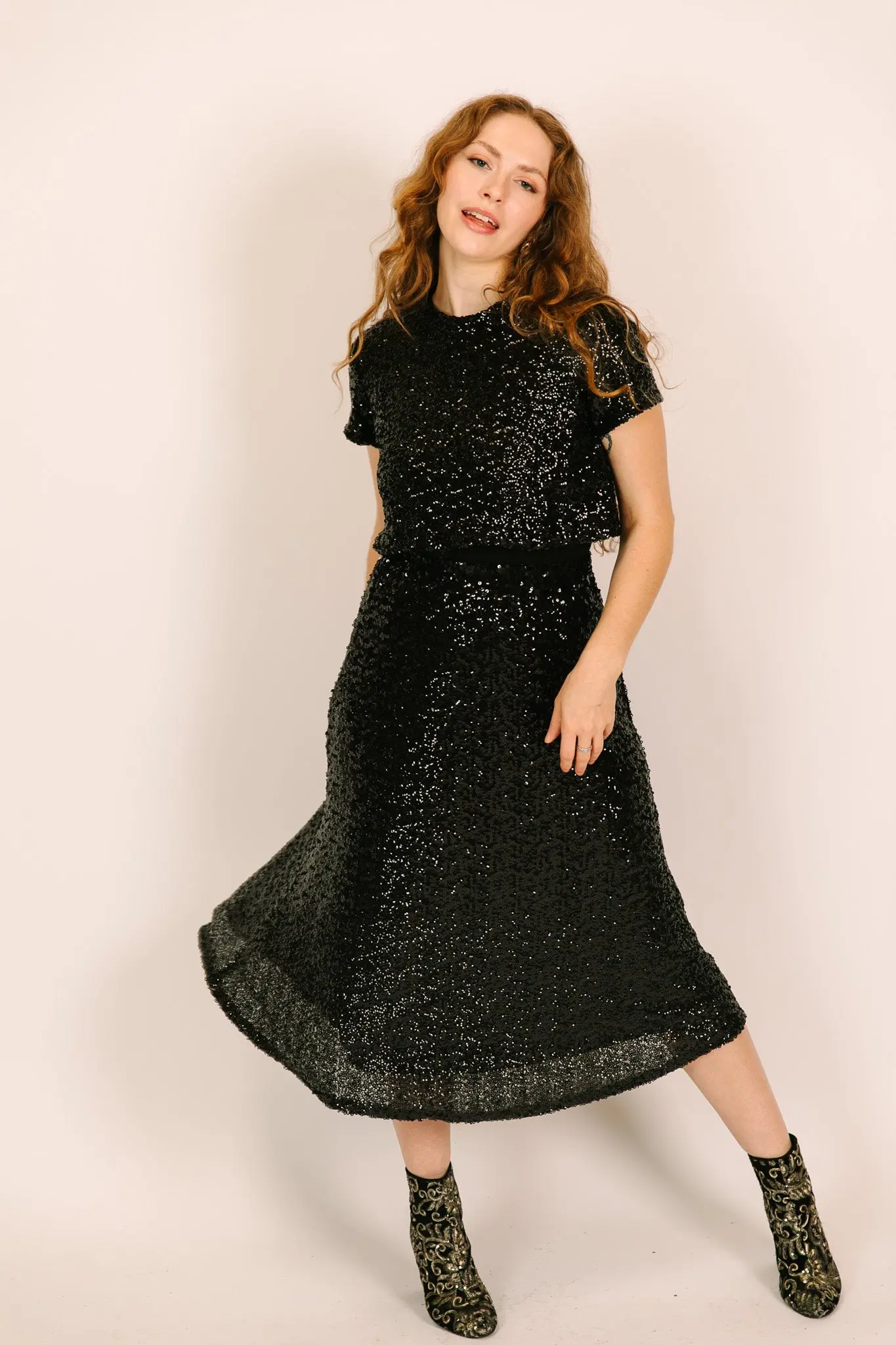 Black Sequin Crop Top - Image 4