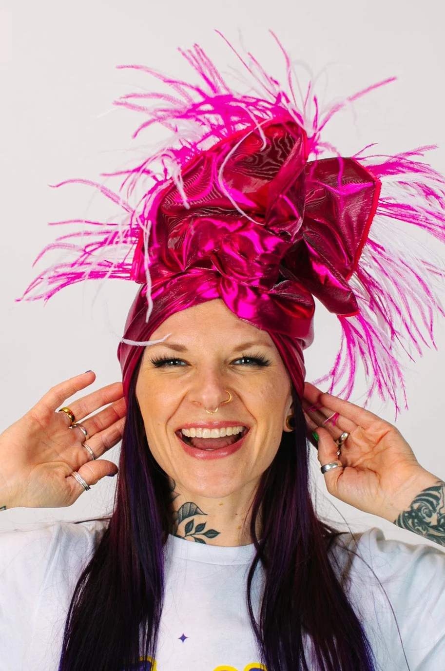 Fuchsia Lame Pink & White Ostrich Feathers