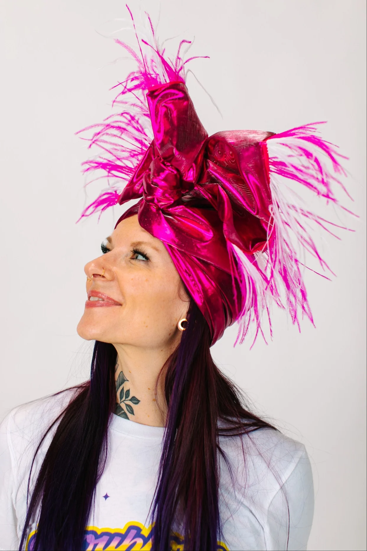 Fuchsia Lame Pink & White Ostrich Feathers - Image 3
