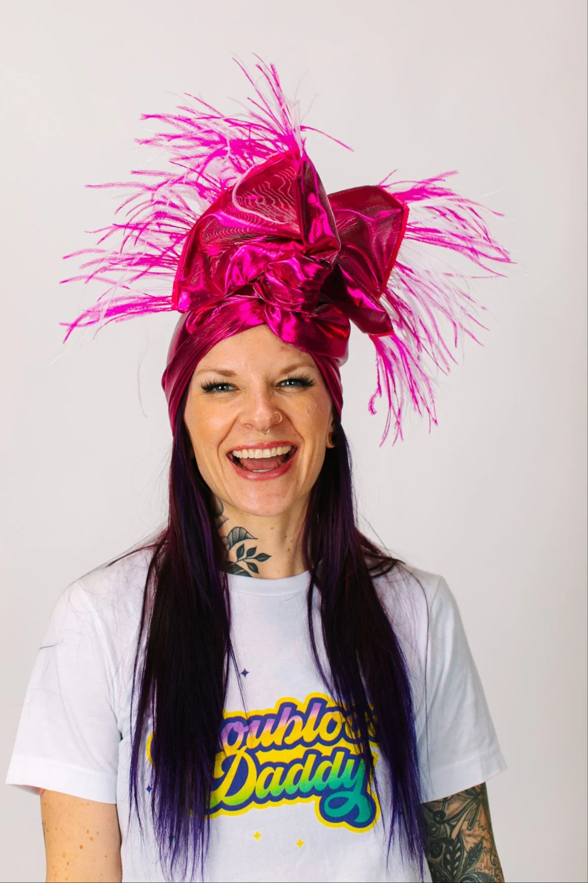 Fuchsia Lame Pink & White Ostrich Feathers - Image 8