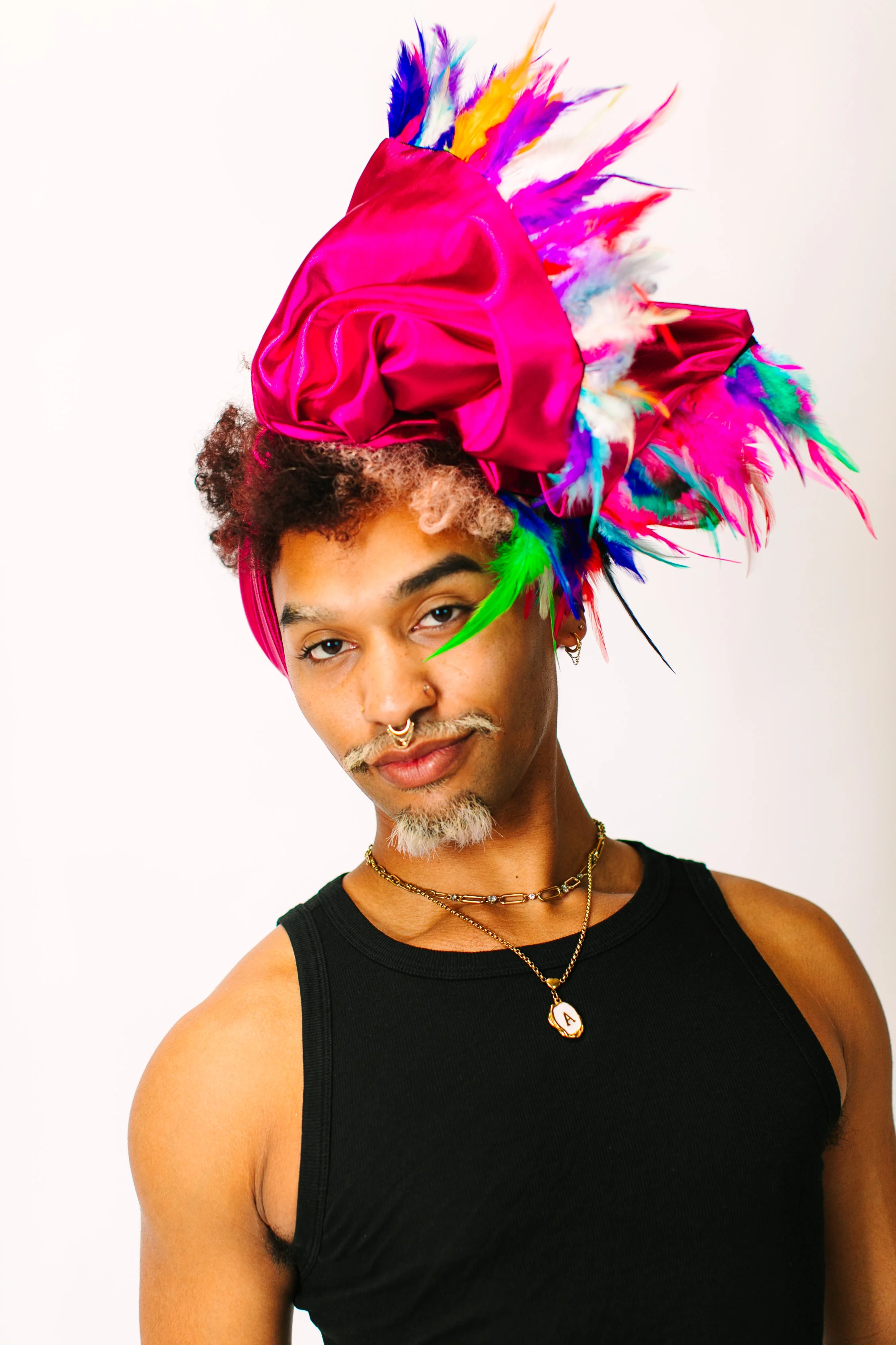 Fuchsia Lame With Rainbow Short Feathers - Image 2