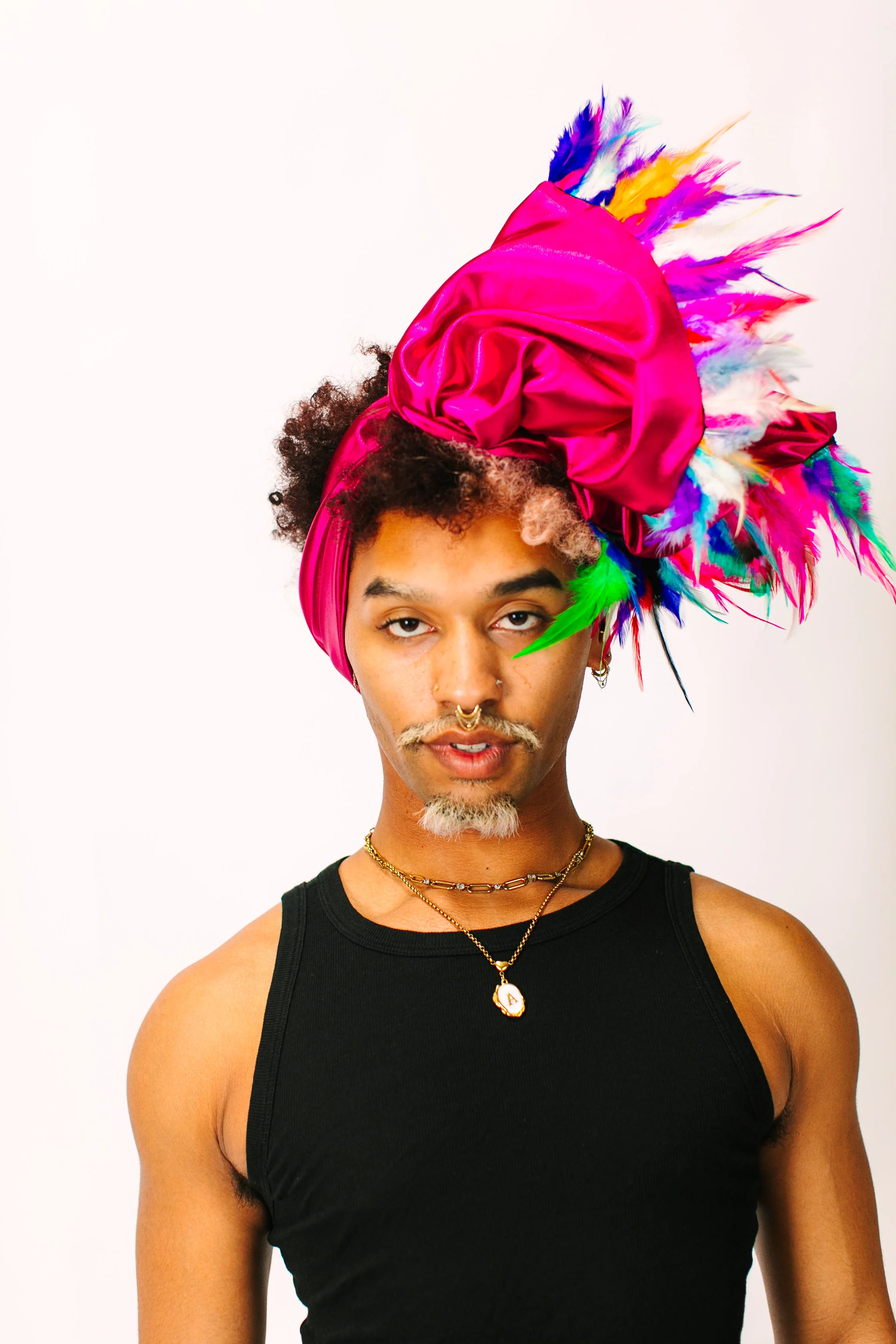 Fuchsia Lame With Rainbow Short Feathers - Image 5
