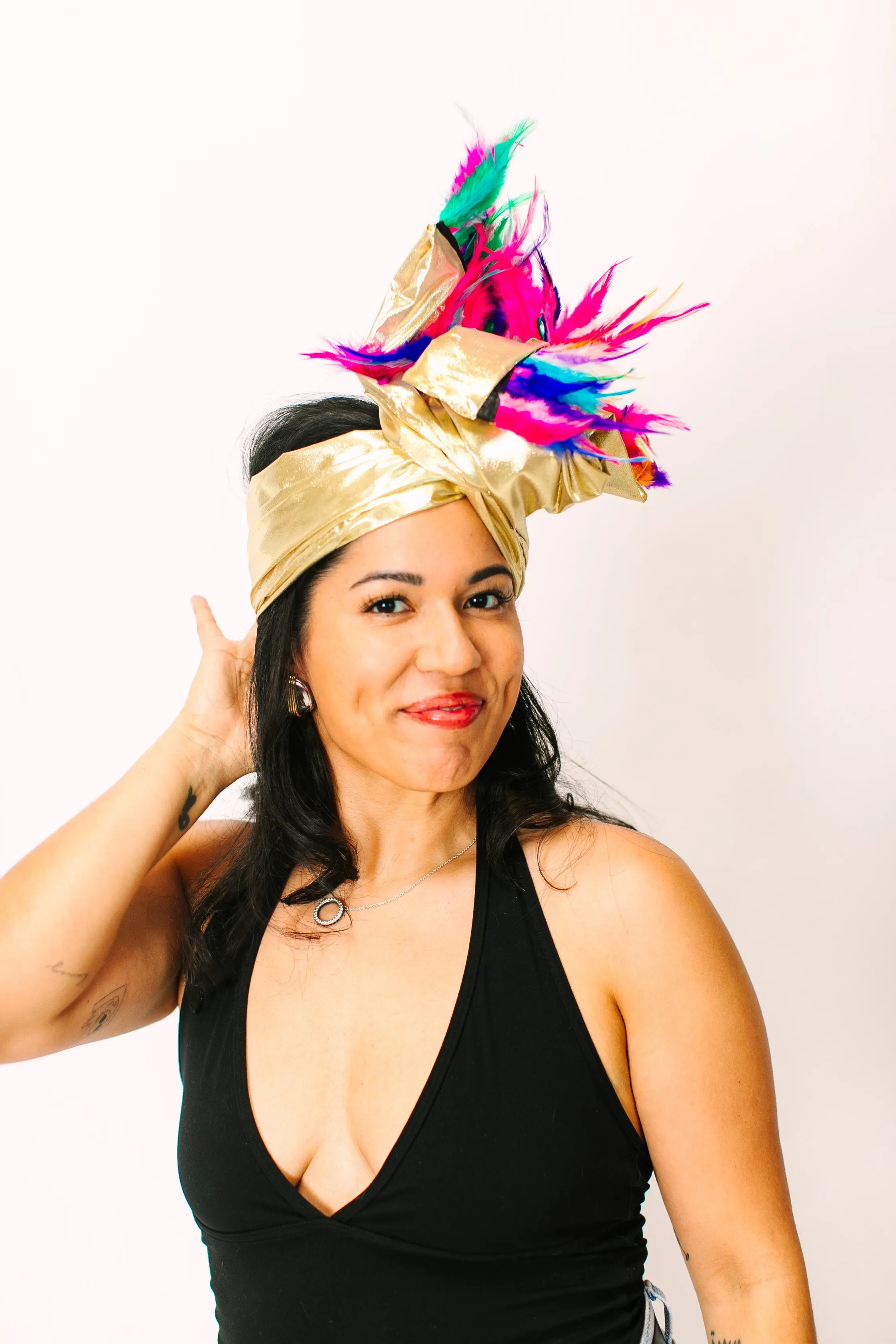 Gold Lame With Rainbow Short Feathers - Image 5