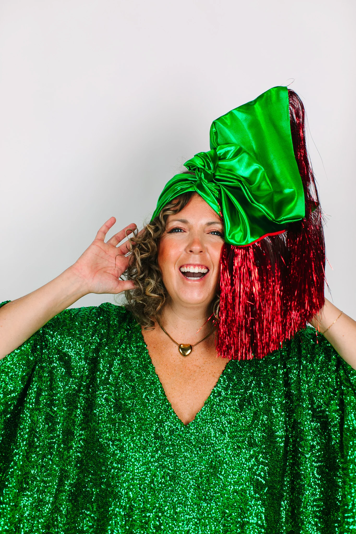 Green Lame With Red Tinsel Party Wrap - Image 3