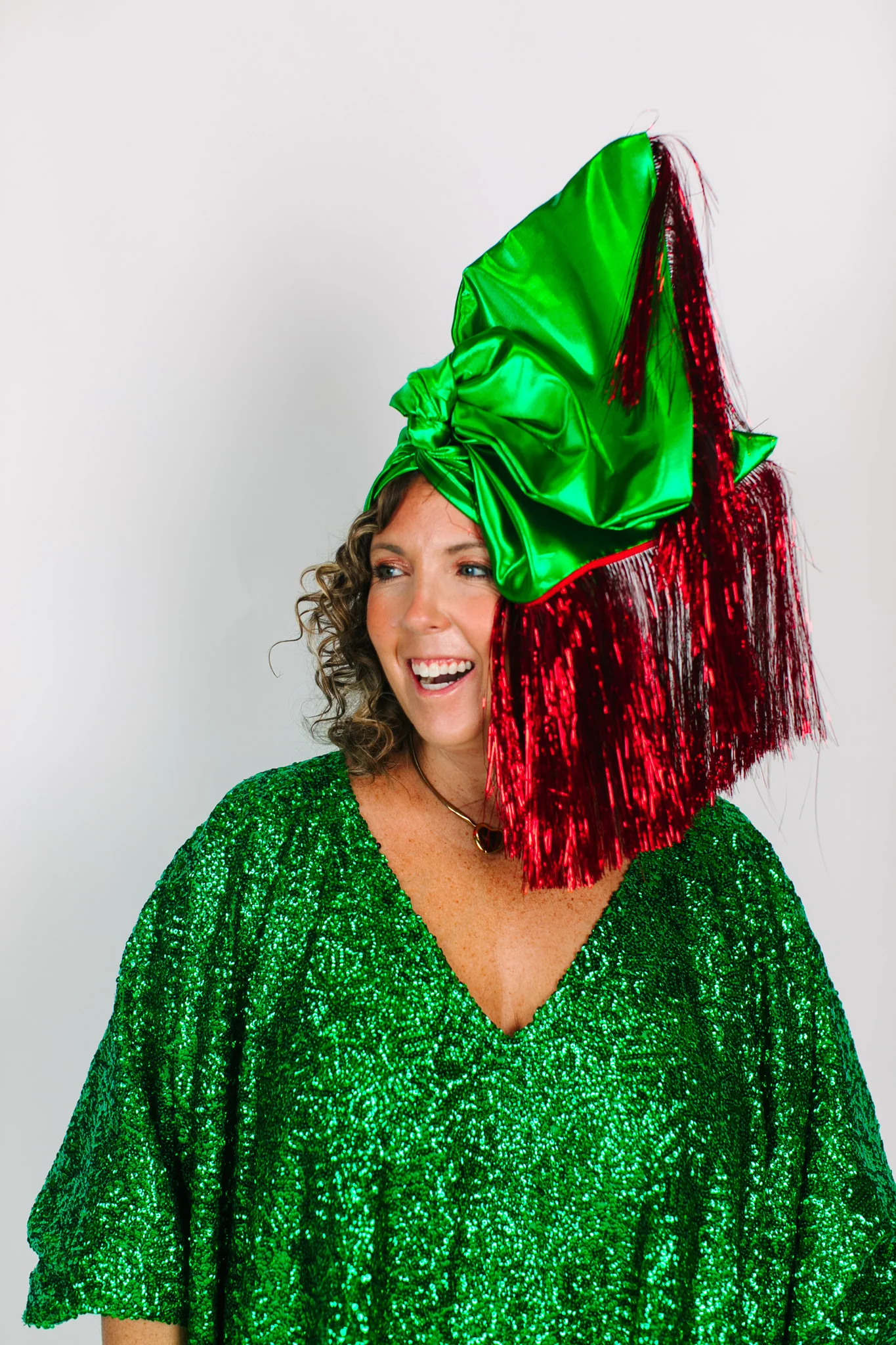Green Lame With Red Tinsel Party Wrap - Image 5