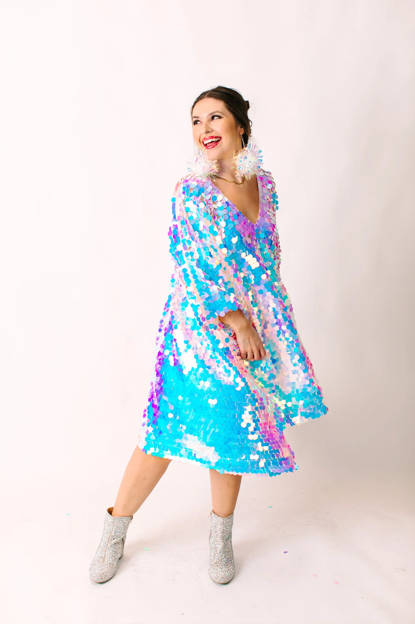 Iridescent Paillette Short Caftan - Image 5