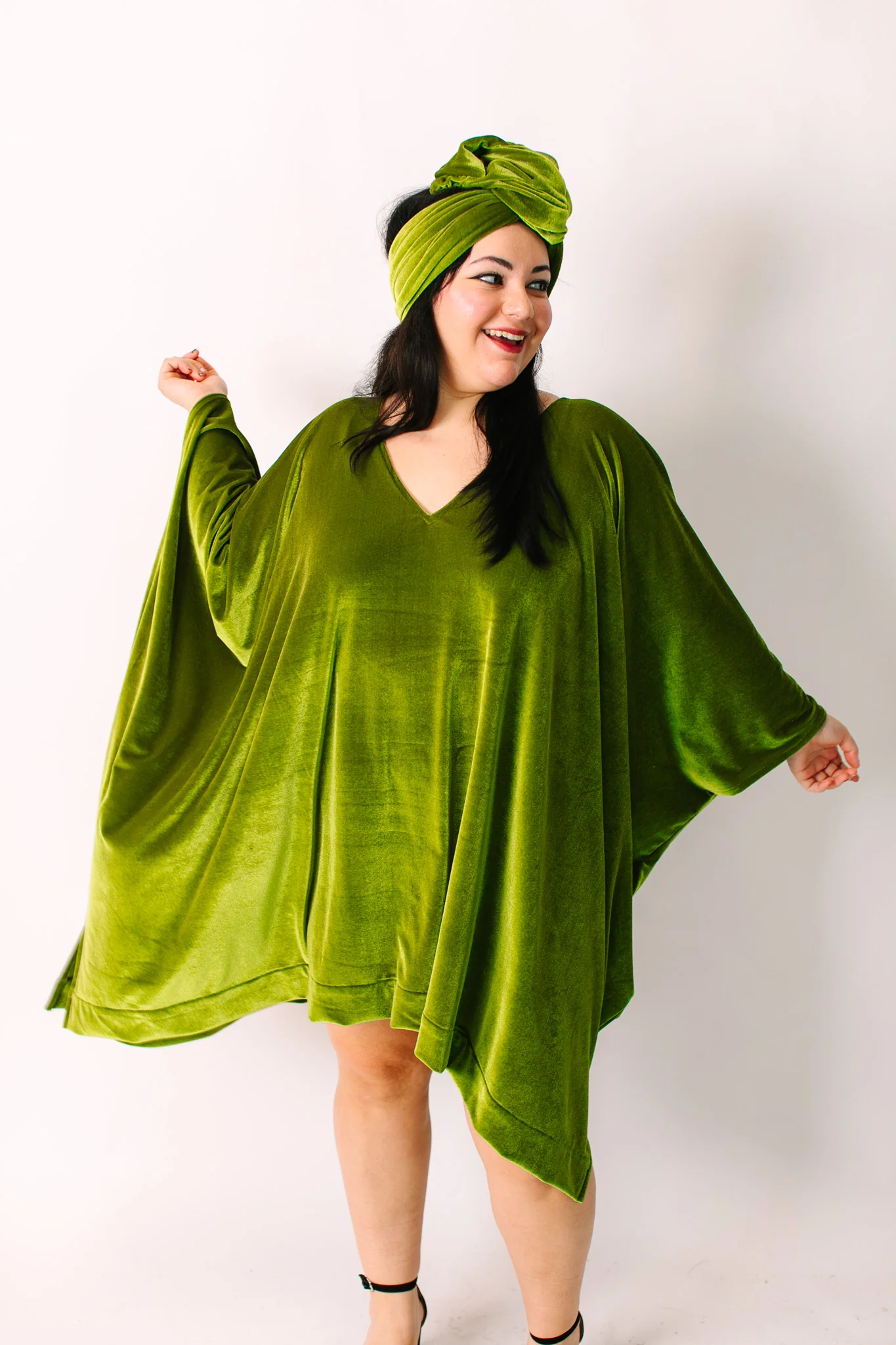 Olive Velvet Short Caftan