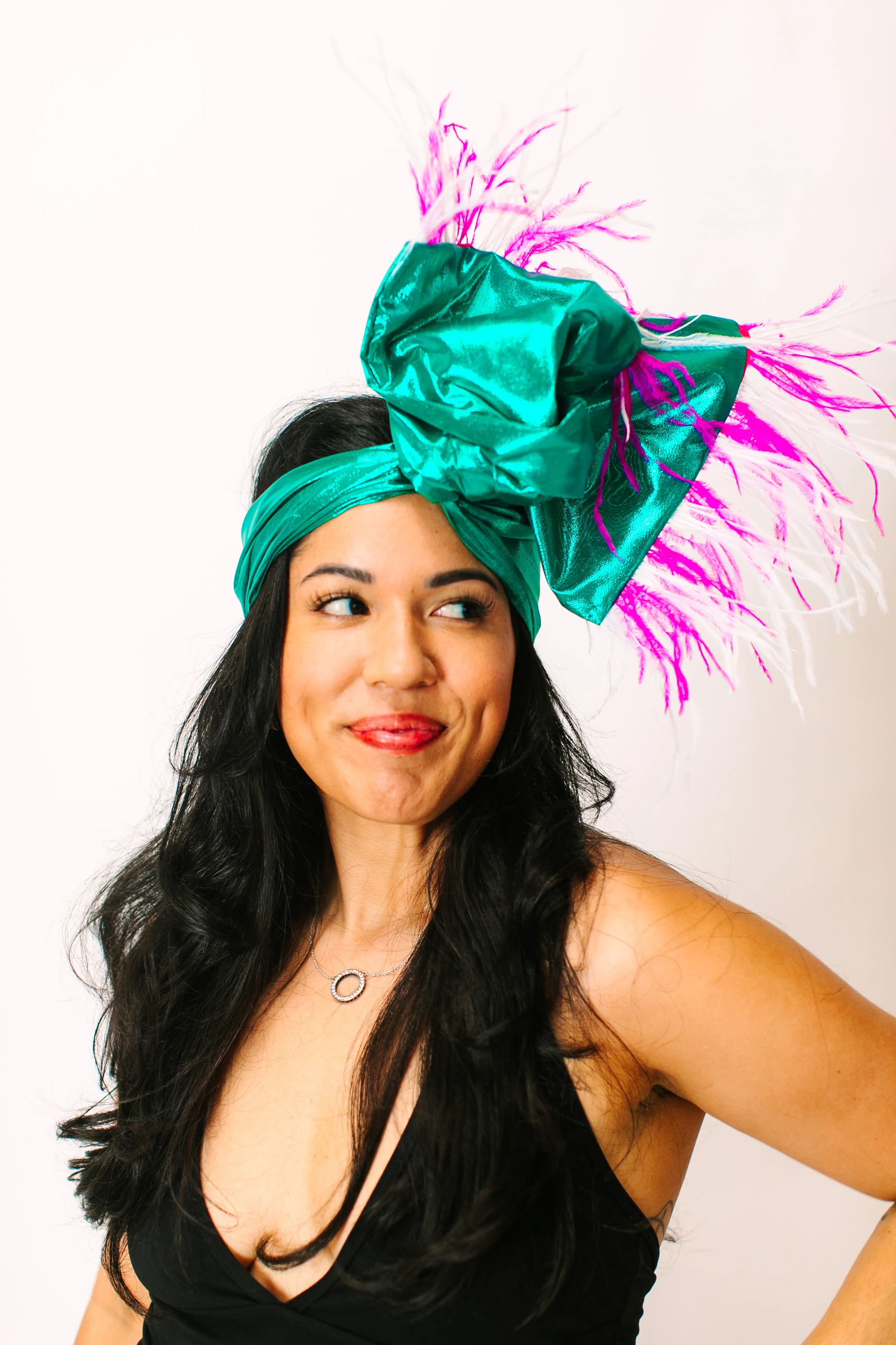 Teal Lame With Pink & White Ostrich Feathers - Image 3